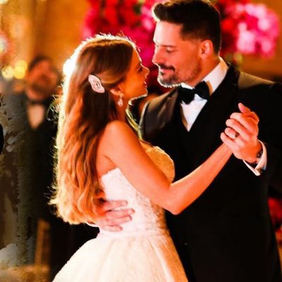 The Picture of Joe Manganiello and Sofía Vergara during their wedding.